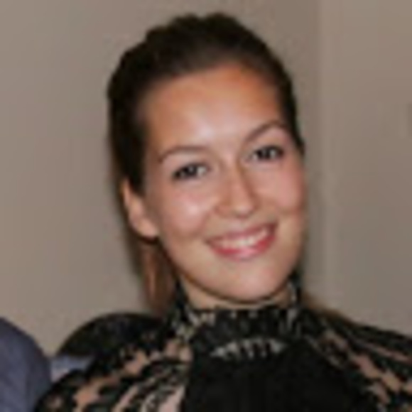 Meet your Posher, Allison - Picture 1 of 1